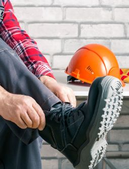 Show products in category SAFETY FOOTWEAR Picture for category SAFETY FOOTWEAR